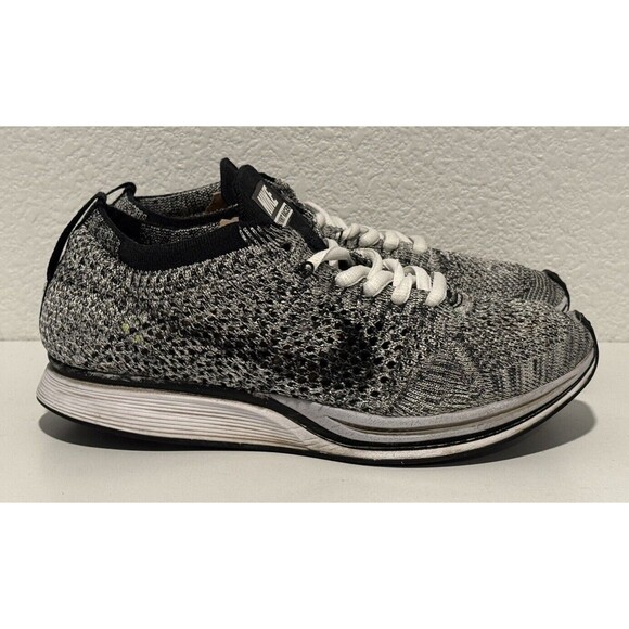Nike Flyknit Racer Oreo Running Shoe Mens Sz 4 Womens 5.5 Sneaker 526628-101 - Picture 6 of 13
